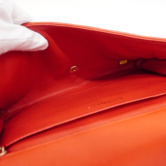 Chanel Shoulder Bag Matelasse Chain Lambskin Red Women's - Picture 4 of 16